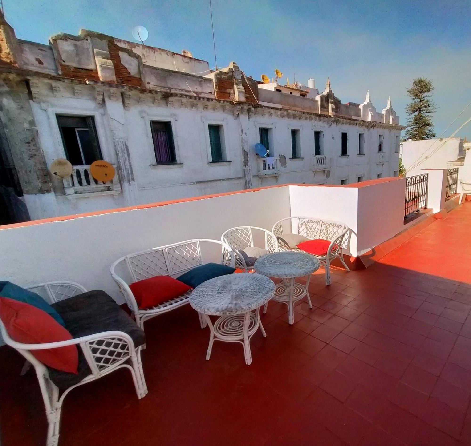 Joli Appart Avec Terrasse Au Centre Ville Тетуан Экстерьер фото