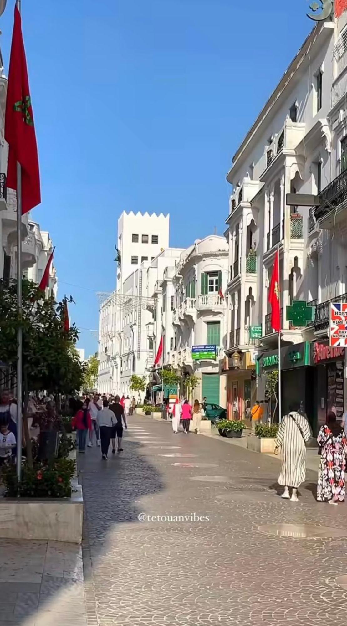 Joli Appart Avec Terrasse Au Centre Ville Тетуан Экстерьер фото