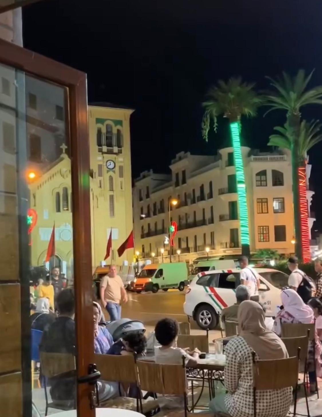 Joli Appart Avec Terrasse Au Centre Ville Тетуан Экстерьер фото